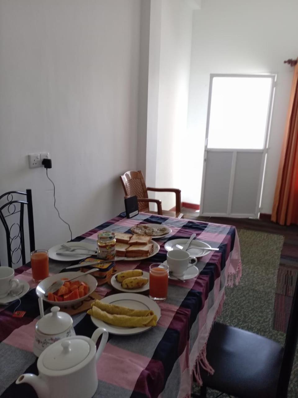 נוארה אליה Frosty Heaven Guest House מראה חיצוני תמונה
